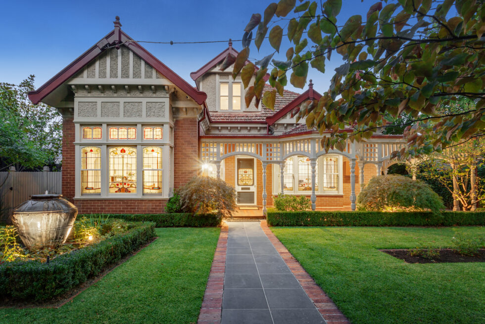 58 Broadway Camberwell 269